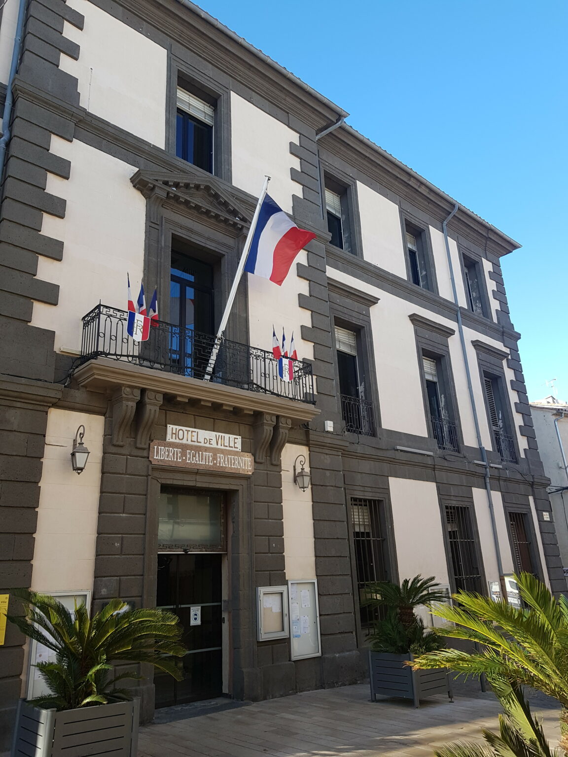 Situation – Location marseillanaise